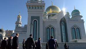 "Reviving Russian Islam: 8,000 Mosques Built in Two Decades - A Remarkable Positive Transformation",2023