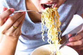 Instant Noodles: Revealing the Hidden Health Risks - From Obesity to Nutritional Deficiencies",2023