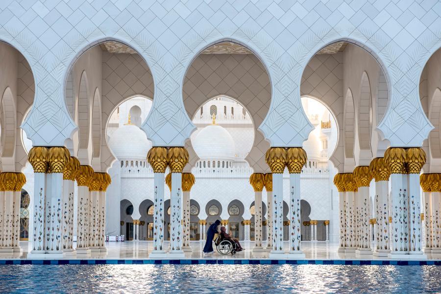  "Masdar City's Revolutionary Net-Zero Energy Mosque: A Symbol of Environmental Triumph and Cultural Richness 🌿💫 | Breaking Ground with Sustainable Elegance and Global Impact! 😊🌍,2023